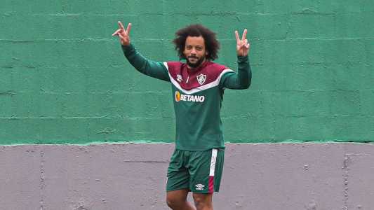 Marcelo deve desfalcar o Fluminense no clássico contra o Flamengo