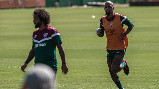 Marcelo e Felipe no último trabalho do Fluminense, nesta segunda-feira (1), antes de enfrentar o River Plate