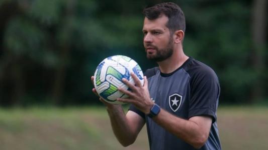 Marcelo Grimaldi já iniciou os trabalhos no Botafogo