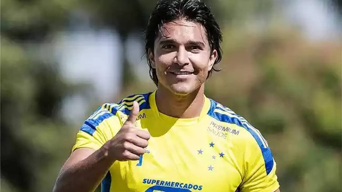 Balanço do Cruzeiro confirma dívida milionária com Marcelo Moreno; veja valores