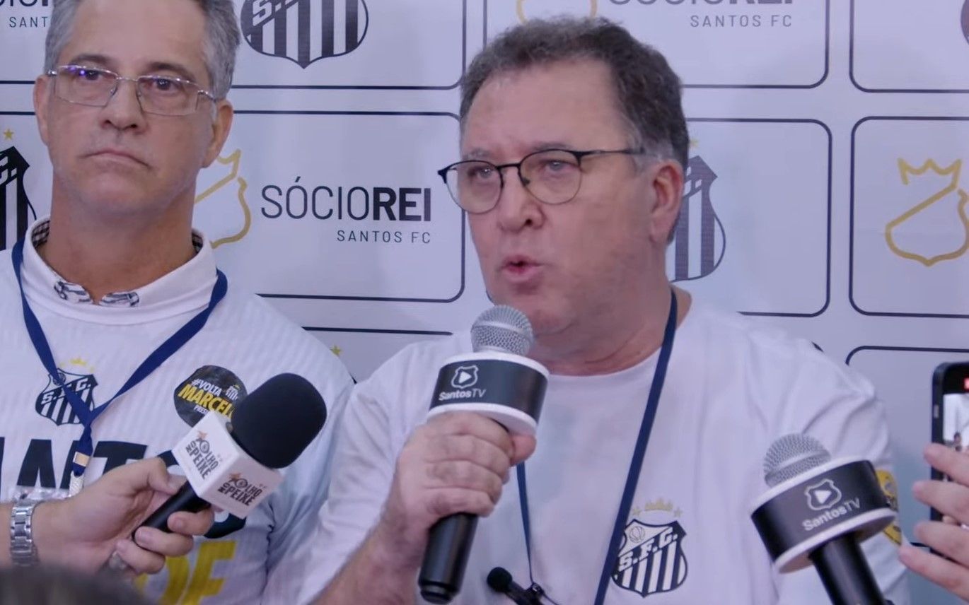 Presidente eleito chora e diz que Santos não utilizará camisa 10 na Série B