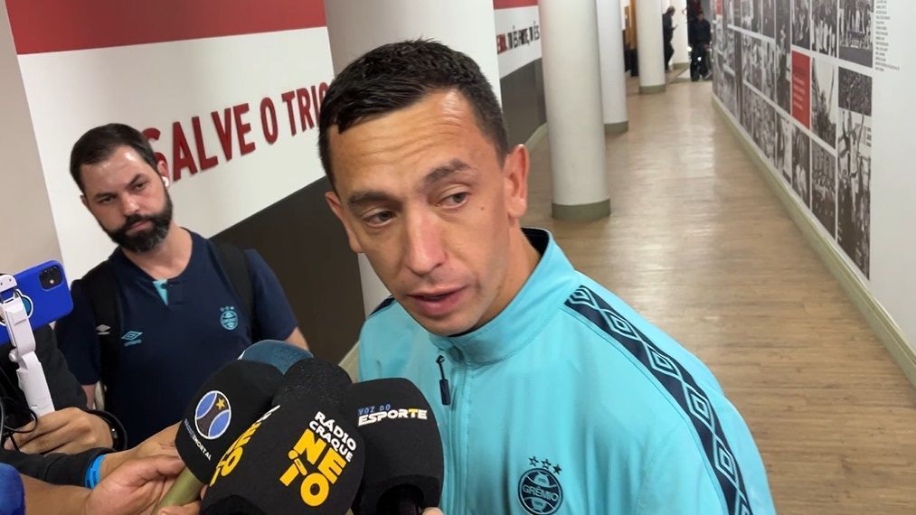 Marchesín desabafa após derrota do Grêmio: 'Chateado e com vergonha'