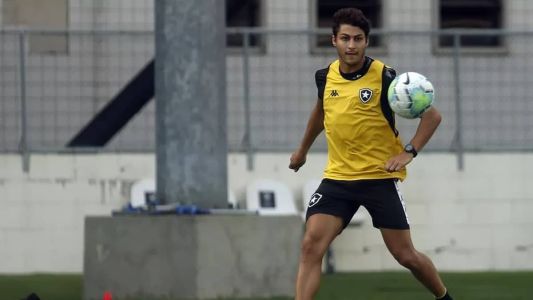 Marcinho defendeu o Botafogo no futebol brasileiro