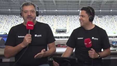 Márcio Henrique Caixa ao lado de João Vitor Xavier