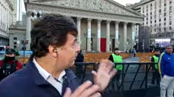 Buenos Aires se despede do Papa Francisco com missas e peregrinação por favela