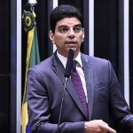 Marco fiscal pode ser votado semana que vem, diz relator na Câmara à CNN