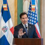 Governo Trump sobe o tom e diz que Venezuela é 'obrigada a aceitar' imigrantes deportados