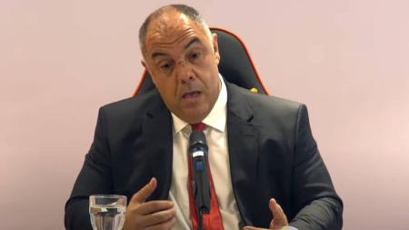 Marcos Braz concede entrevista coletiva no Rio de Janeiro