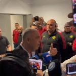 Marcos Braz discute com fotógrafo na Arena antes de Grêmio x Flamengo