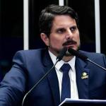 Marcos do Val volta atrás e diz que não pretende renunciar ao mandato no Senado