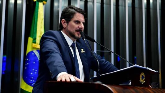Marcos do Val denunciou conversa com Bolsonaro, mas depois recuou e será ouvido pela PF