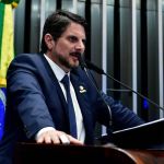 Marcos do Val presta depoimento sobre suposto plano de golpe de Estado que envolve Bolsonaro