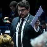 Em meio a operação da Polícia Federal, contas de Marcos do Val nas redes sociais são bloqueadas