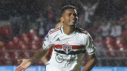 Marcos Paulo marcou pela primeira vez com a camisa do São Paulo