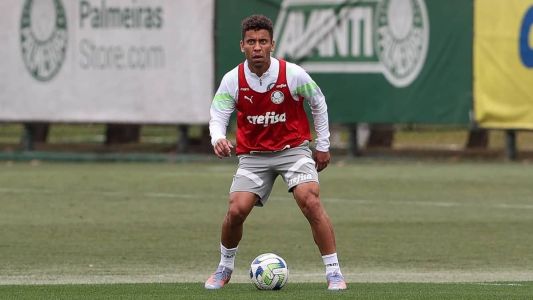 Marcos Rocha comemora volta e lamenta críticas ao Palmeiras: 'Incomodam'