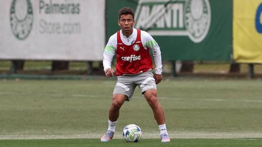 Marcos Rocha comemora volta e lamenta críticas ao Palmeiras: 'Incomodam'