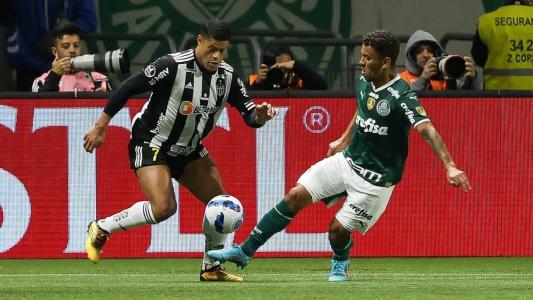 Marcos Rocha é um dos laterais mais vitoriosos do futebol brasileiro