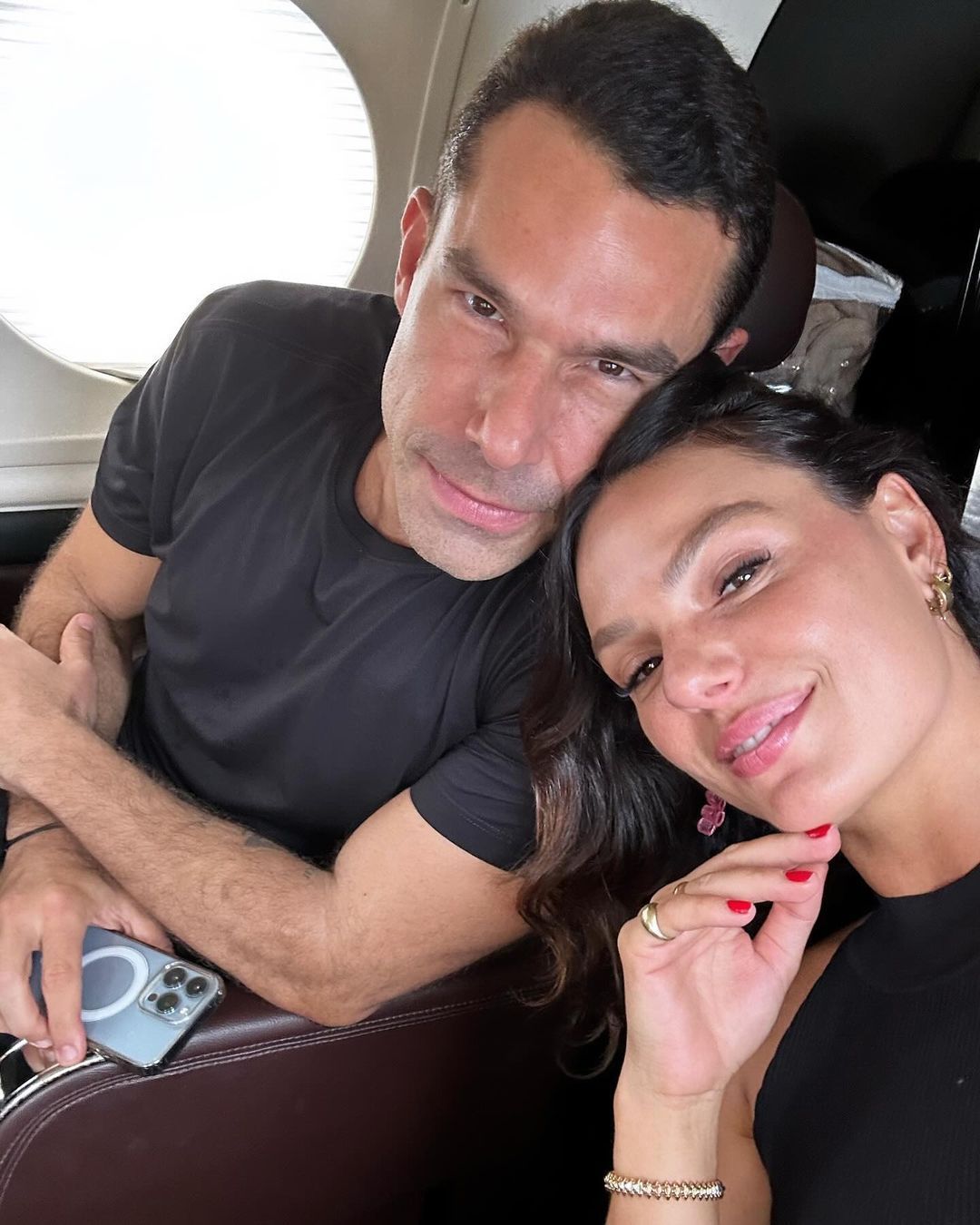Isis Valverde e Marcus Buaiz estão noivos