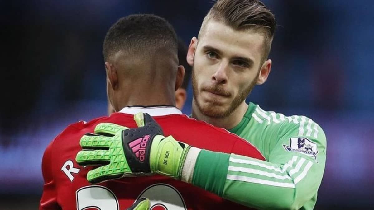 Rashford comete gafe ao se despedir de De Gea; veja