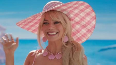 Margot Robbie interpreta Barbie em live-action sobre a boneca