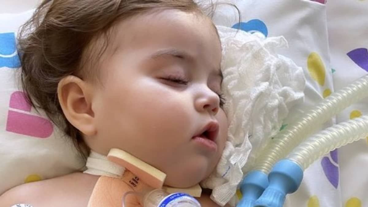 Letícia Cazarré atualiza estado de saúde da filha