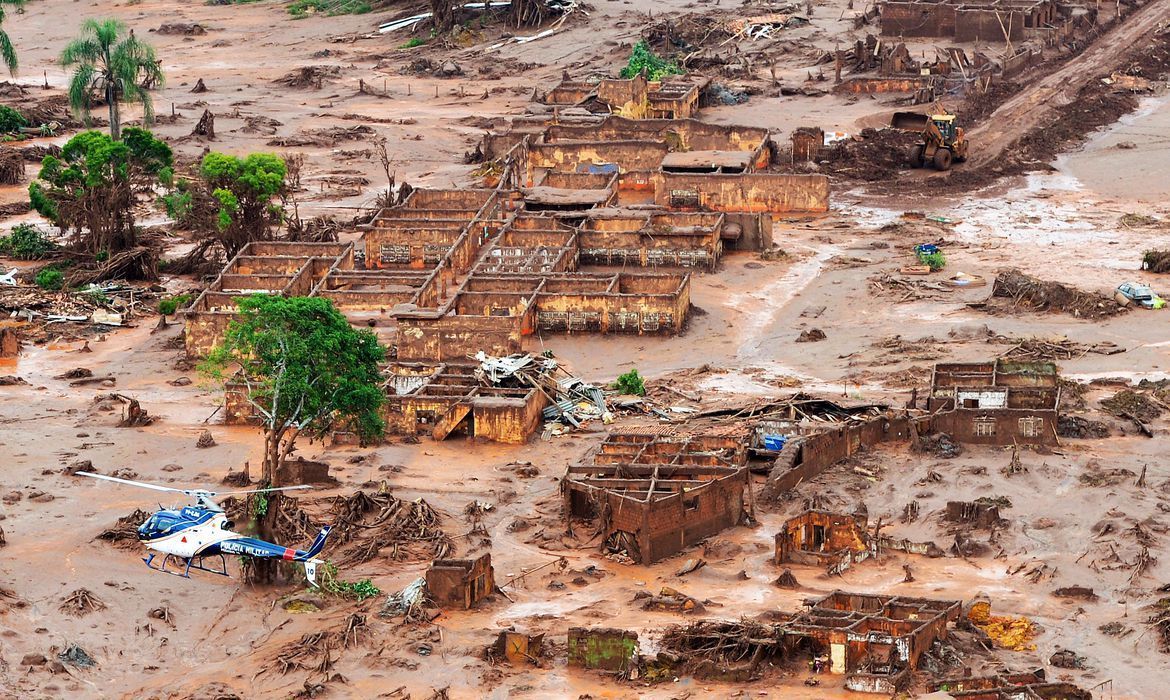 MG e ES querem indenização mínima de R$ 100 bilhões à Vale, BHP e Samarco por rompimento de barragem