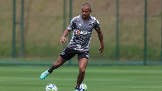 Mariano foi diagnosticado com lesão na coxa e foi entregue à fisioterapia