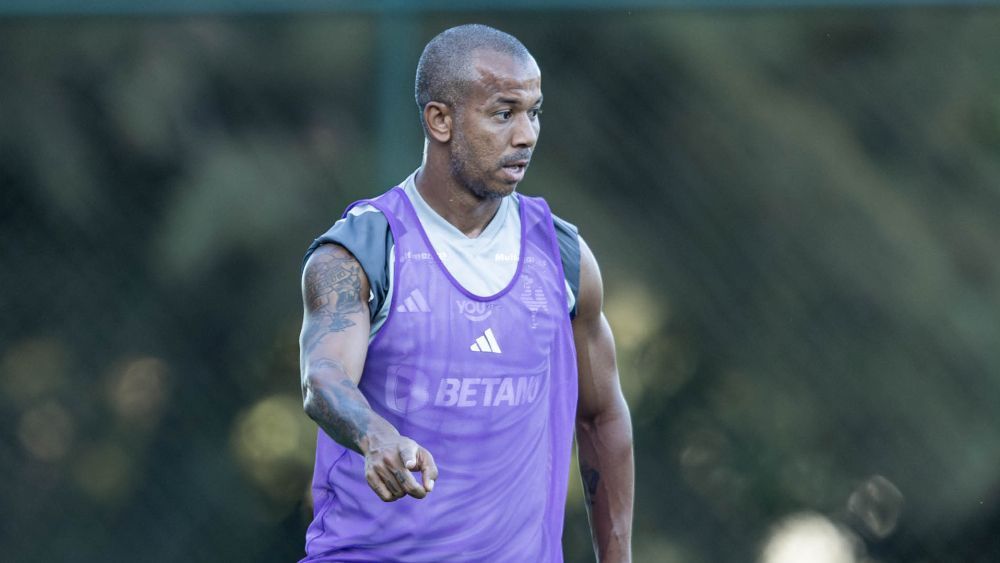 Mariano revela frustração com Milito no Atlético: 'Não era nem terceira opção'