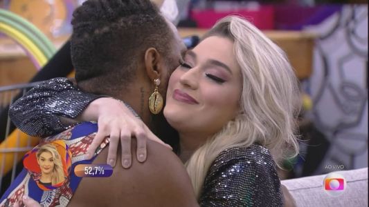 Marília é a primeira participante a deixar o jogo