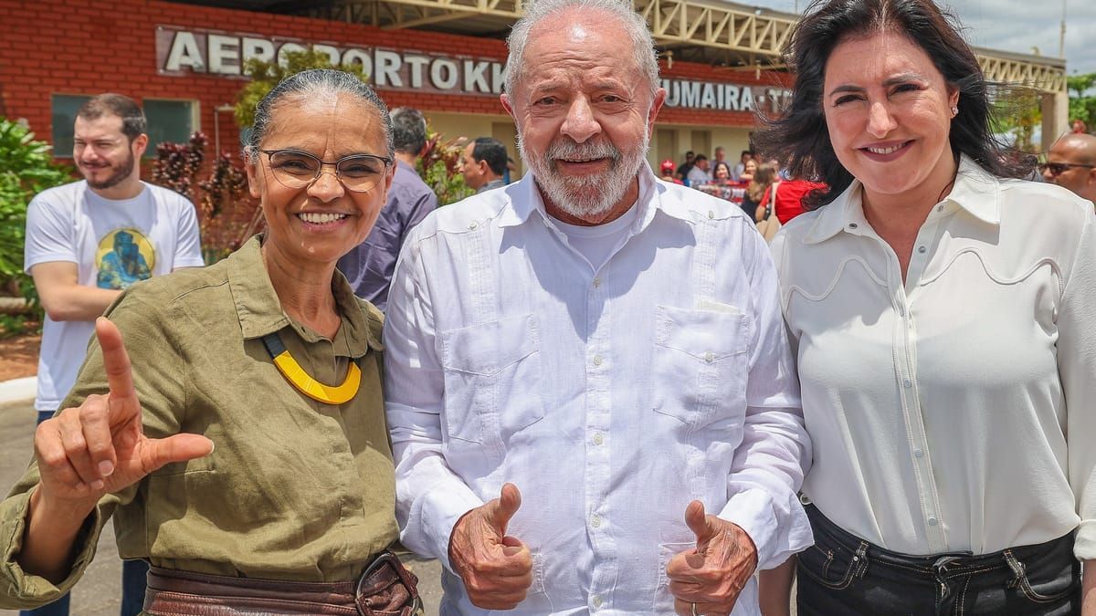 Lula é multado em R$ 15 mil por propaganda eleitoral antecipada