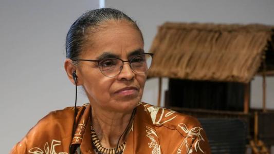Marina Silva recebe alta de hospital após infecção por Covid-19.