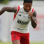 Presidente do Vitória revela proposta por Marinho, do Flamengo