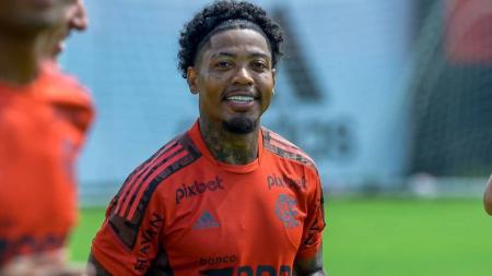 Marinho deixou o Flamengo e deve ser anunciado como jogador do Fortaleza
