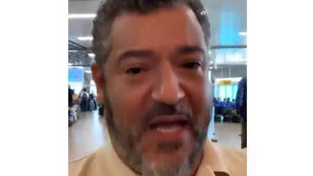 Mário Henrique Caixa criticou Coudet, e postagem foi curtida por Hulk