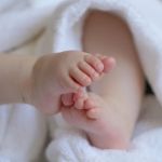 Tia quer a guarda de bebê abandonada em cidade da Grande BH; polícia investiga o caso