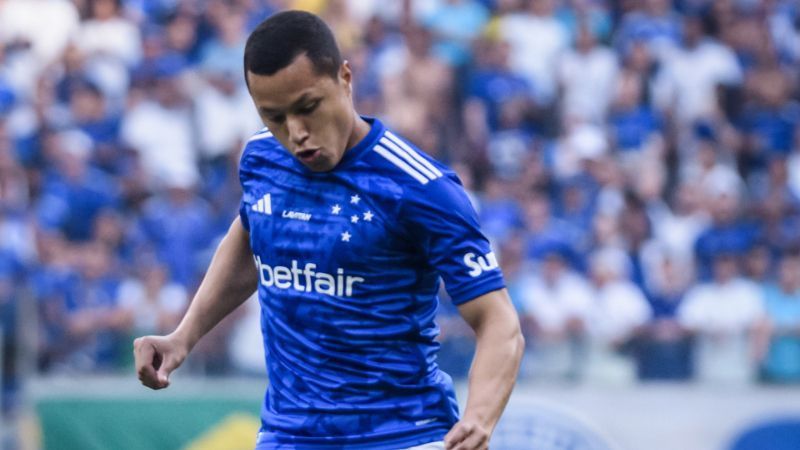 Marlon revela como reagiu à reserva no Cruzeiro após expulsões