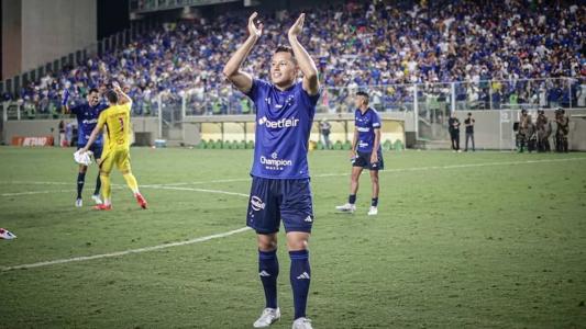Marlon agradece torcida do Cruzeiro após classificação sobre o Náutico