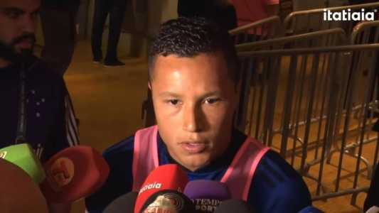 Marlon concedeu entrevista na zona mista após empate do Cruzeiro