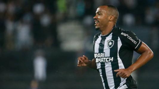 Marlon Freitas não poderá atuar contra o Patronato, da Argentina, nesta quart (19)