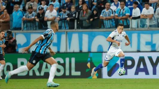 Marlon, lateral-esquerdo do Cruzeiro