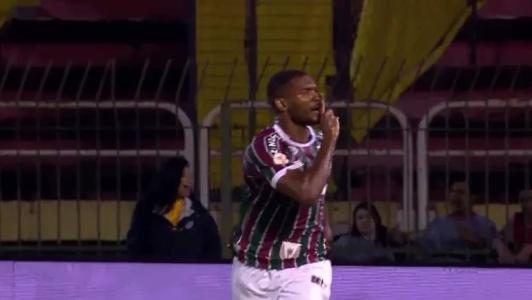 Marlon pede silência para torcida do Fluminense e depois se desculpa
