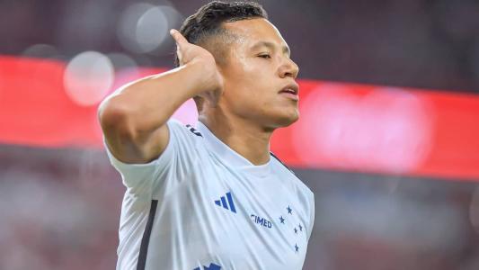 Marlon se destaca entre os laterais do Campeonato Brasileiro