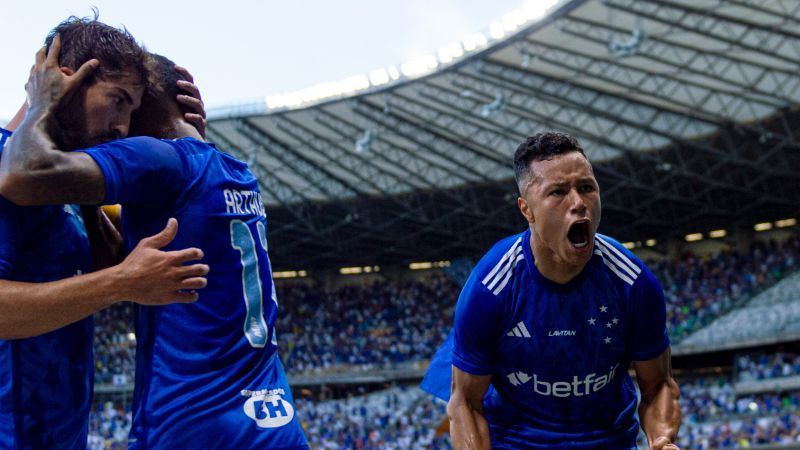 Cruzeiro busca 3ª vitória seguida para entrar em 'grupo de elite' no Brasileiro