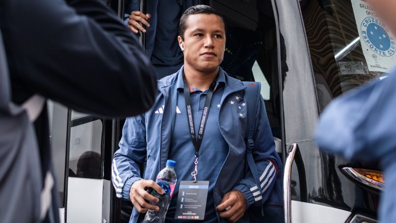 Lateral do Cruzeiro, Marlon destaca altitude de Quito após empate na Sul-Americana