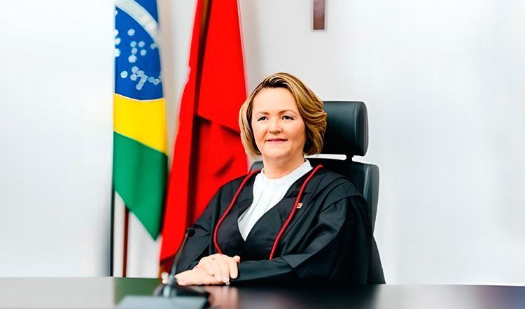 Vaga no STJ pode render mais um senador para a base de Lula