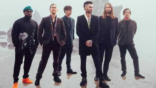 Maroon 5 em foto de divulgação do disco 'Jordi'
