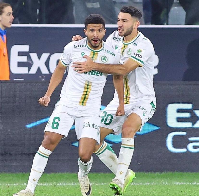 Ex-Cruzeiro disputará título na Europa e se firma na lateral fora do Brasil