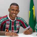 Fluminense anuncia contratação do atacante Marquinhos