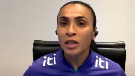 Marta concedeu entrevista à Ronaldo após eliminação do Brasil na Copa do Mundo