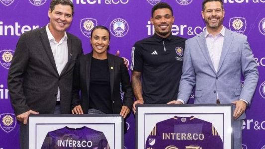 Marta e Júnior Urso, jogadores brasileiros de Orlando Pride e Orlando City, participaram do anúncio da parceria